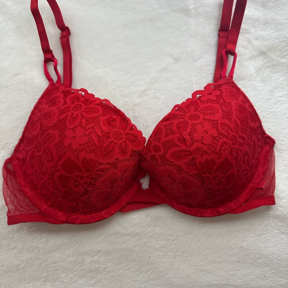 Victoria's Secret Red Lace Push-Up Bra